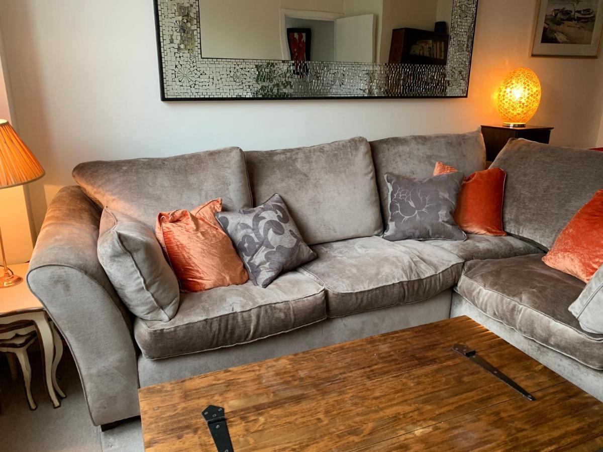 4 The Courtyard Central Windsor 2Br Kültér fotó