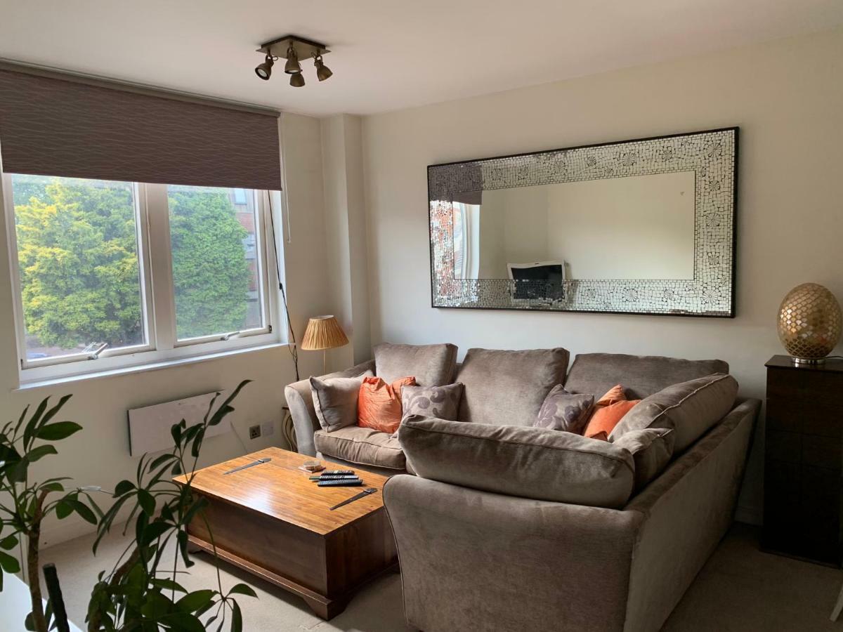 4 The Courtyard Central Windsor 2Br Kültér fotó